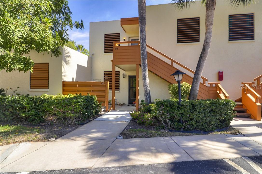 104 Wild Palm Dr., Bradenton, FL 34210