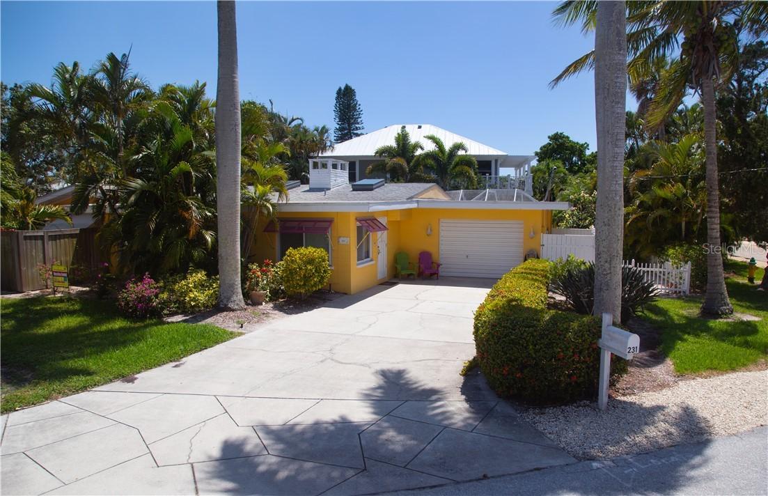 231 S Harbor Dr., Holmes Beach, FL 34217