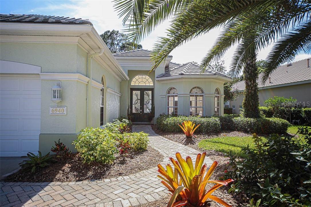 6940 Lennox Pl., University Park, FL 34201