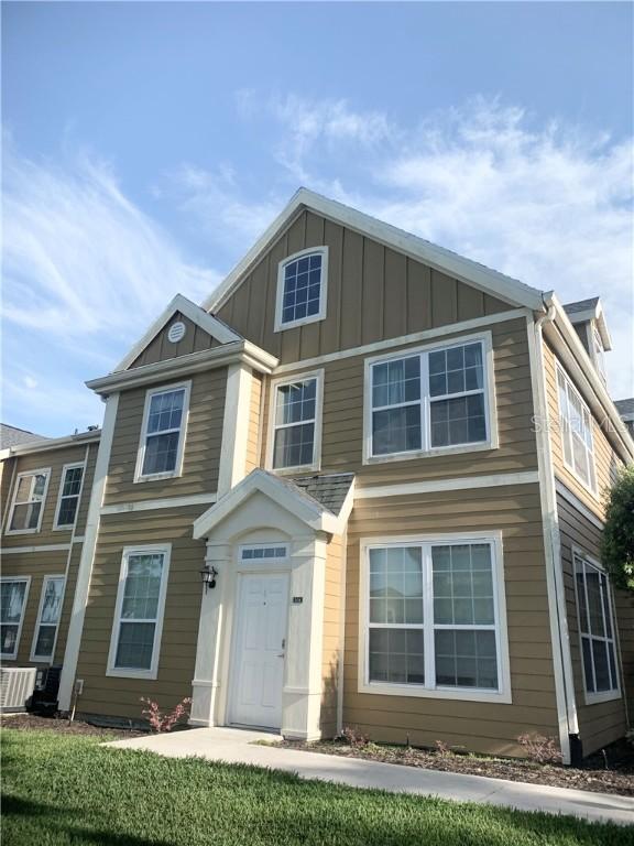5511 Rosehill Rd. #204, Sarasota, FL 34233
