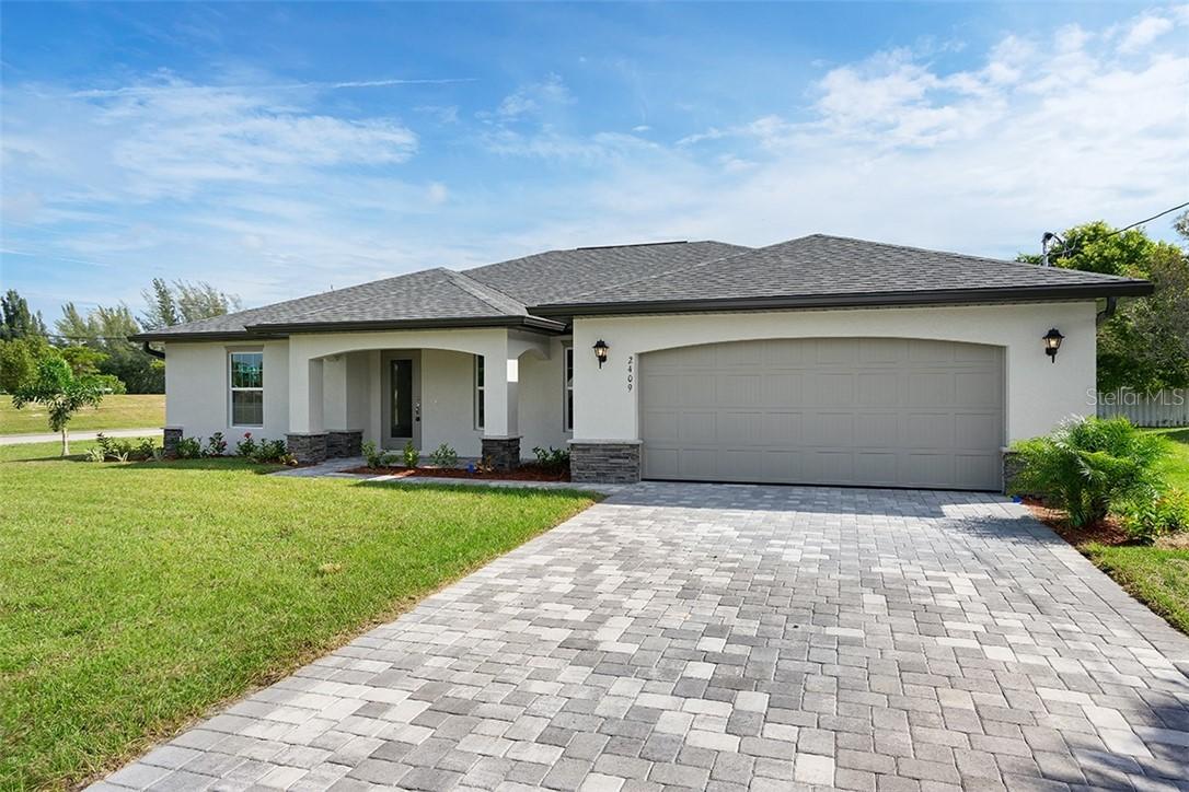 23391 Lily Ave., Port Charlotte, FL 33980
