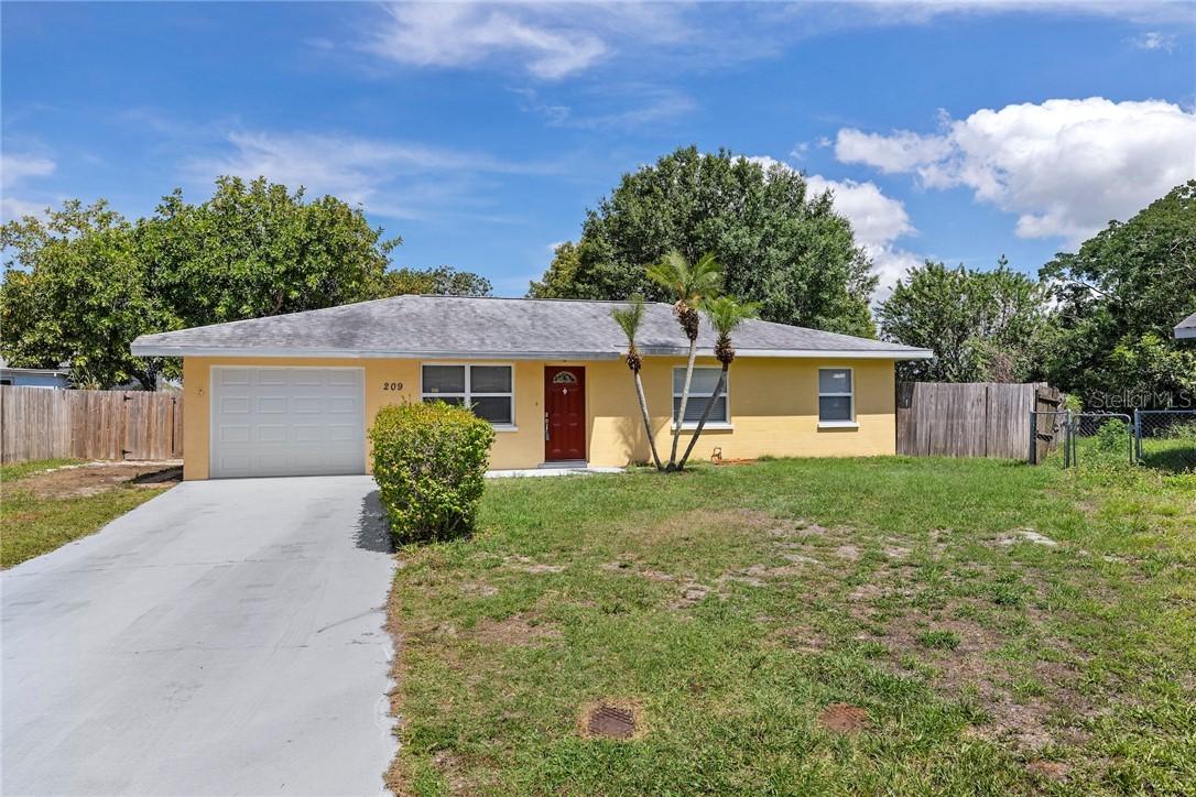209 66th Street Ct., Bradenton, FL 34208