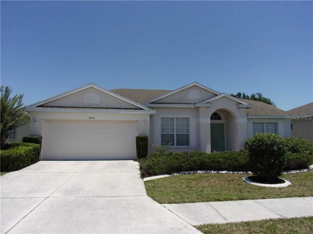 4523 Egmont Dr., Bradenton, FL 34203
