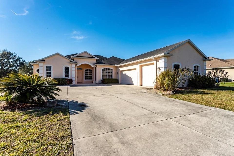 102 147th St., Bradenton, FL 34212
