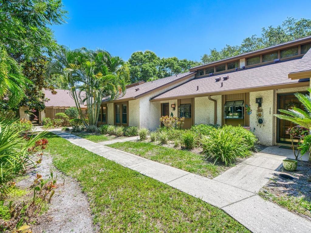 7706 4th Ave., Bradenton, FL 34209