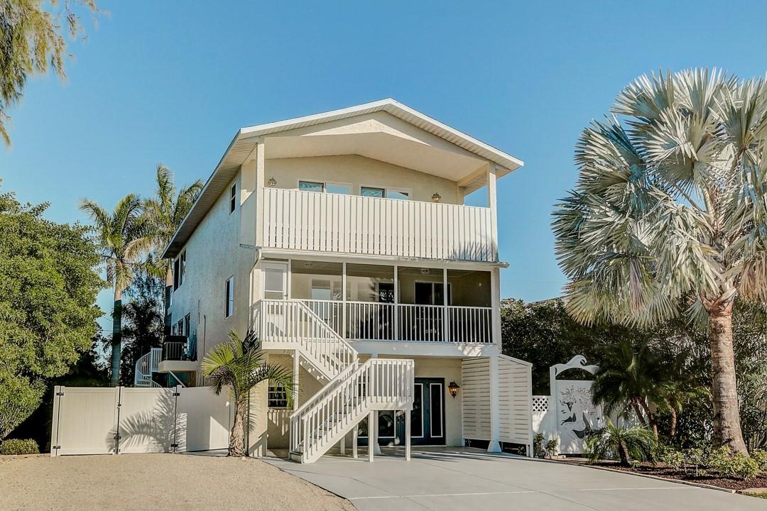 2907 Avenue C, Holmes Beach, FL 34217