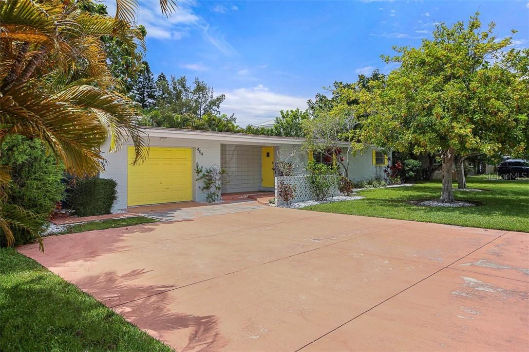 404 72nd St., Holmes Beach, FL 34217