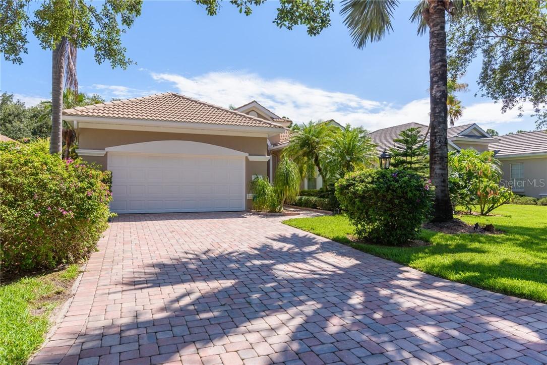 7427 Ascot Ct., University Park, FL 34201