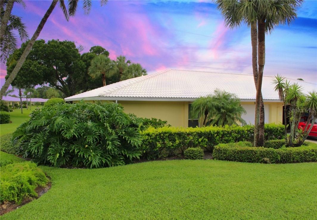 3030 Riviera Dr., Sarasota, FL 34232