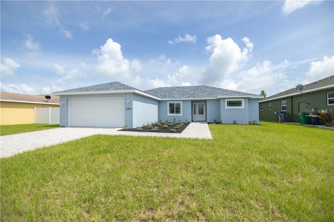 2309 14th St., Palmetto, FL 34221