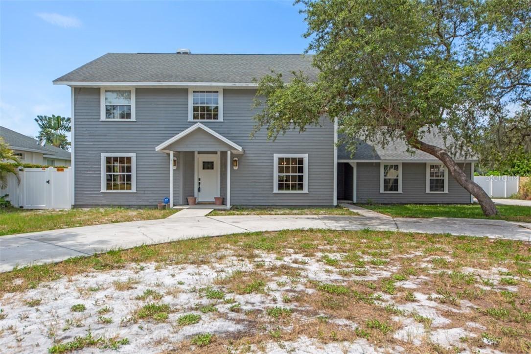 7804 15th Ave., Bradenton, FL 34209