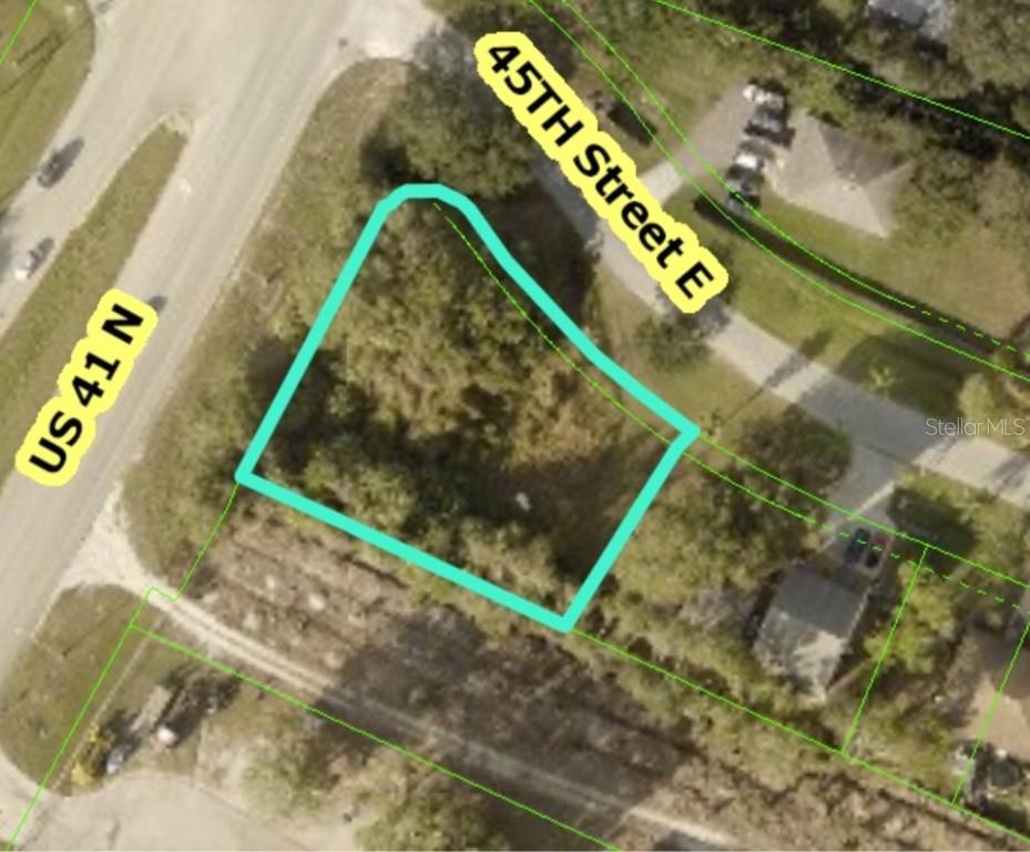 439 45th St., Palmetto, FL 34221