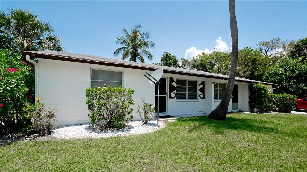 701 Gulf Bay Rd. #1 & 2, Longboat Key, FL 34228