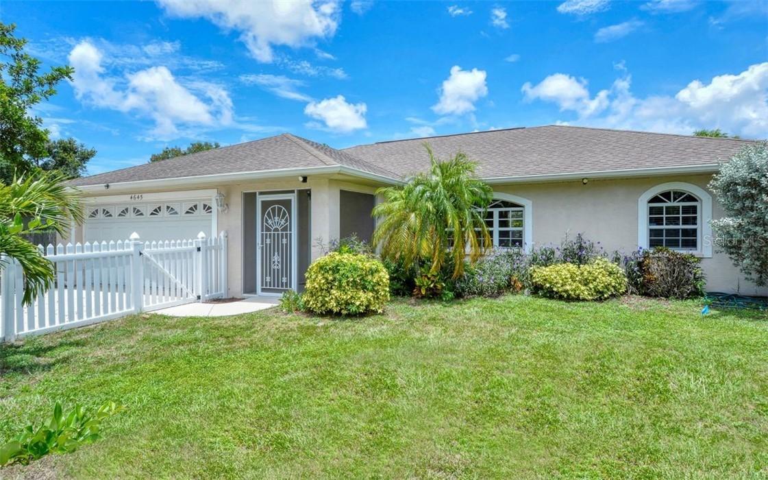 4645 Spahn St., Sarasota, FL 34232
