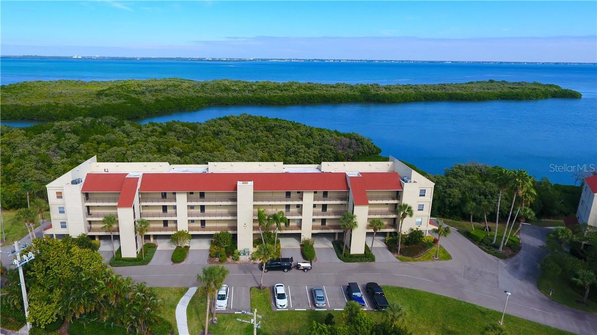 4540 Gulf Of Mexico Dr. #PH2, Longboat Key, FL 34228