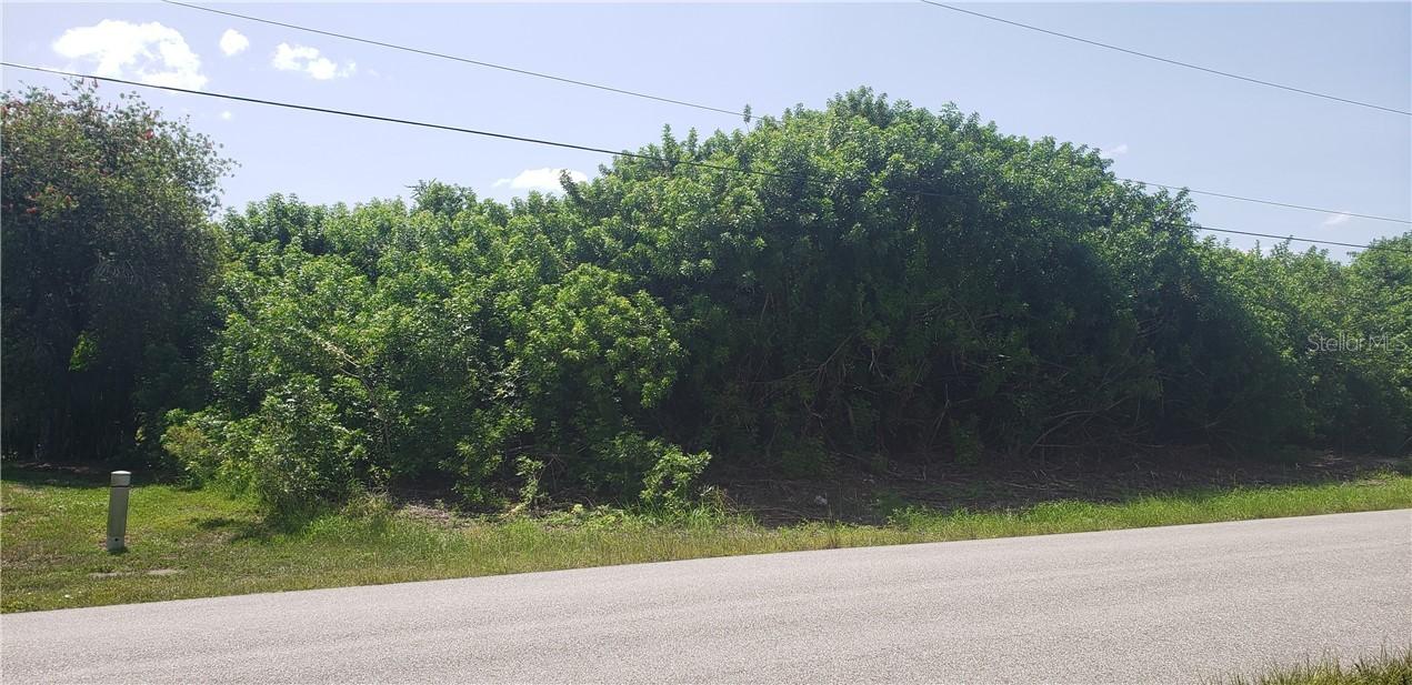 Hopwood Rd., North Port, FL 34287