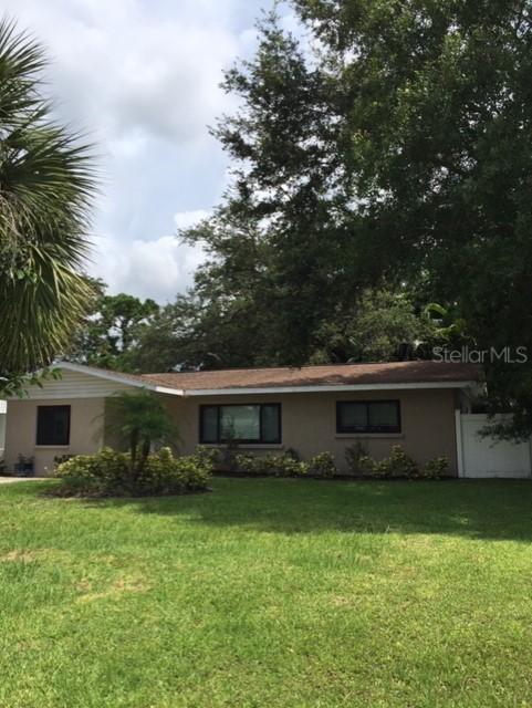 2250 Bougainvillea St., Sarasota, FL 34239