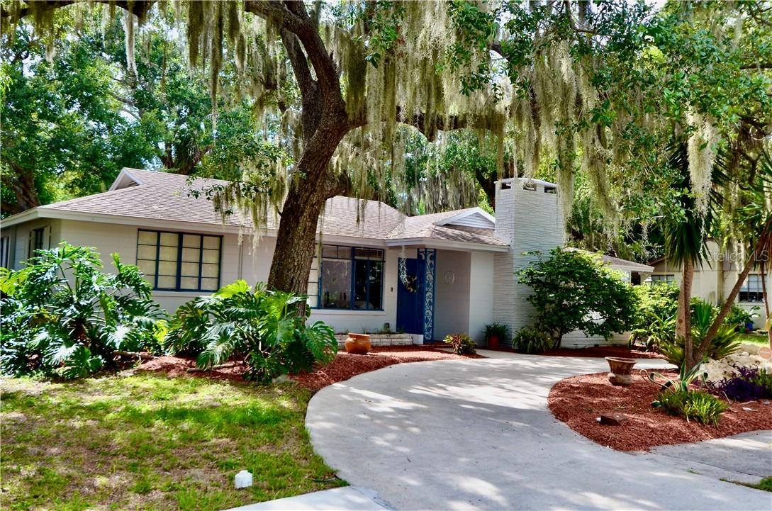 2019 Chippawa Pl., Sarasota, FL 34234