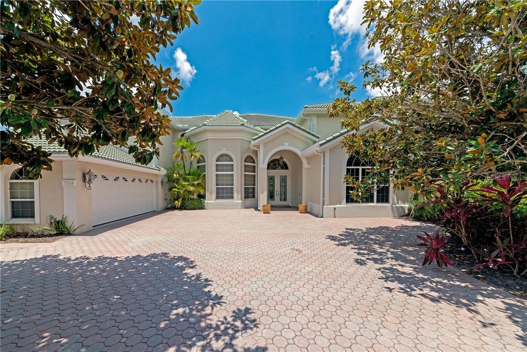 7314 Mayfair Ct., University Park, FL 34201