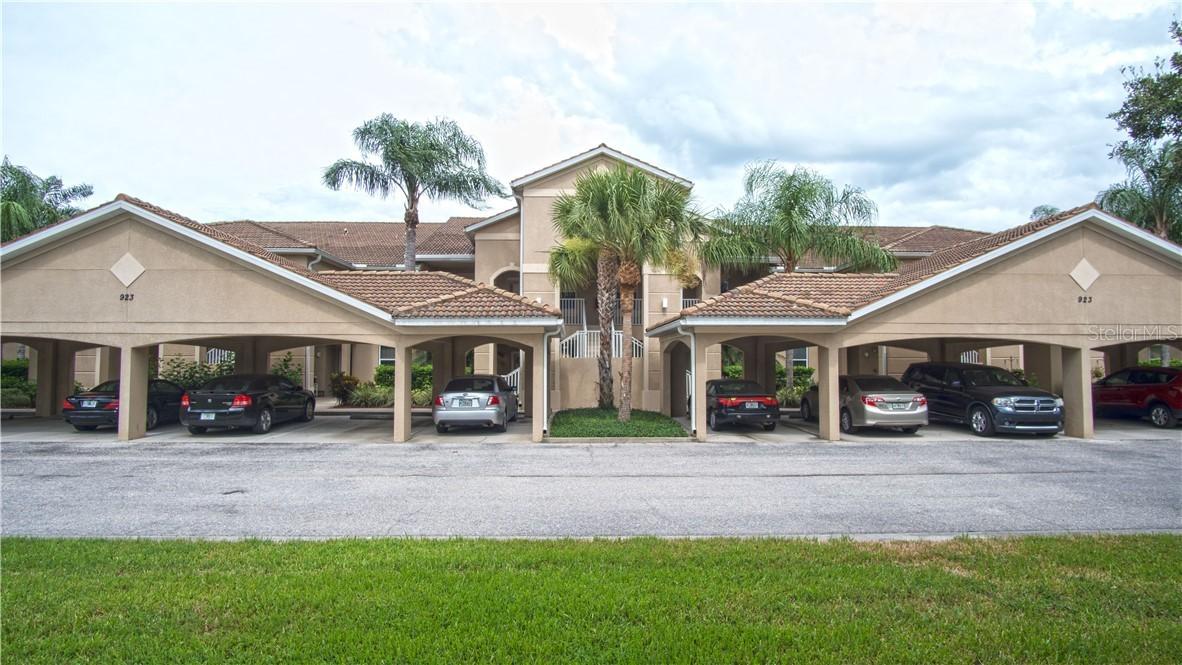 923 Fairwaycove Ln. #103, Bradenton, FL 34212