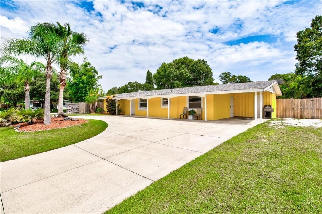 2714 Datura St., Sarasota, FL 34239