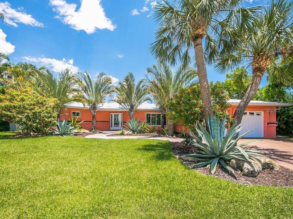 525 74th St., Holmes Beach, FL 34217