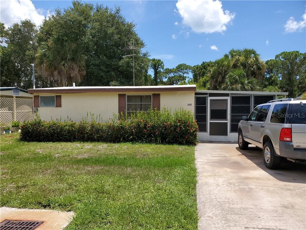 541 Artists Ave., Englewood, FL 34223