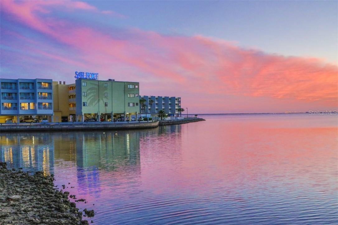 2506 N Rocky Point Dr. #360, Tampa, FL 33607