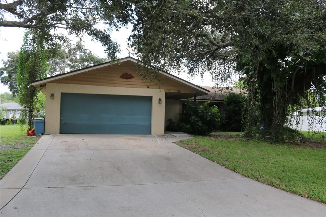 3718 Thornton Pl., Sarasota, FL 34239