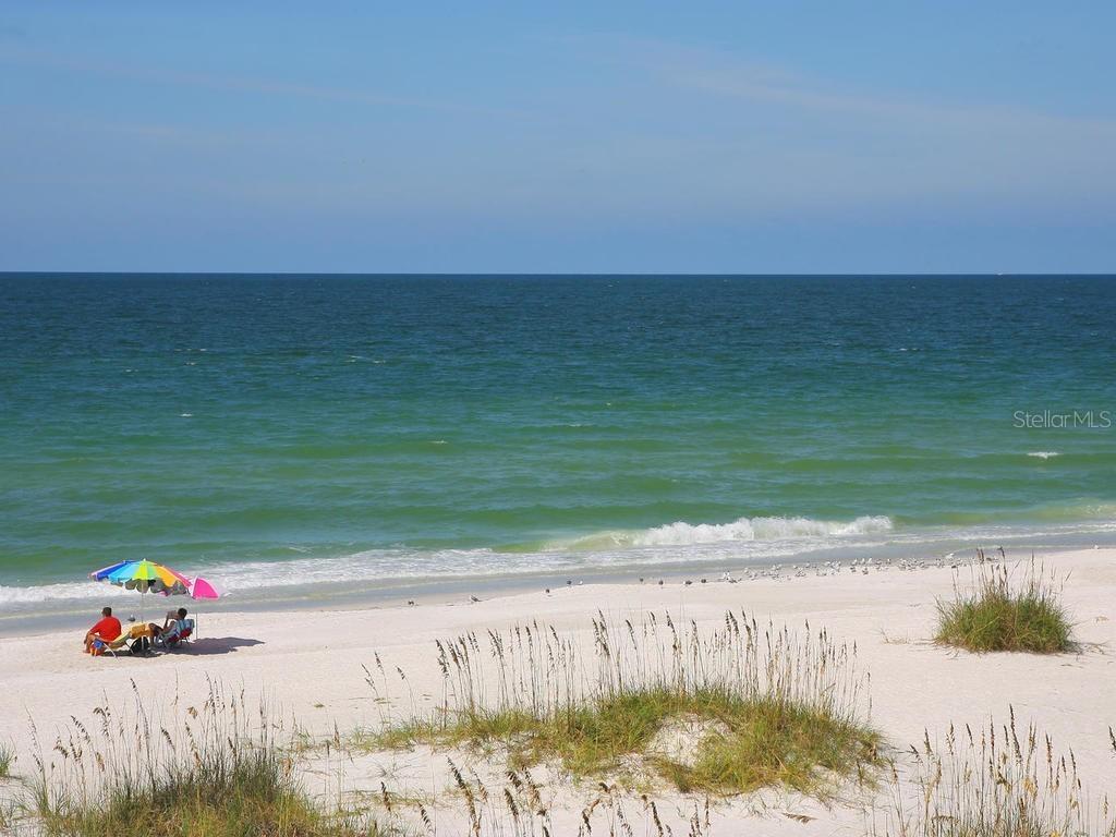 703 Gulf Dr. #5, Bradenton Beach, FL 34217