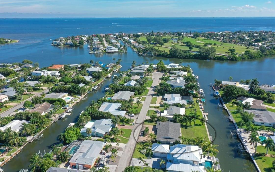 519 72nd St., Holmes Beach, FL 34217