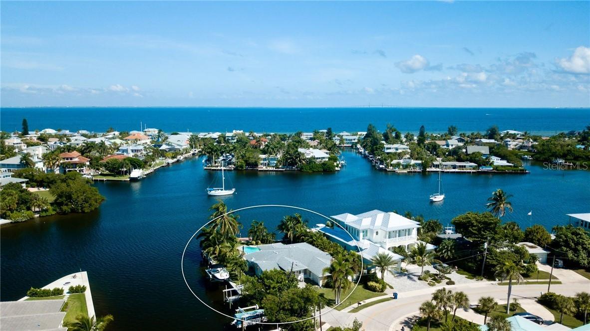 8407 Marina Dr., Holmes Beach, FL 34217