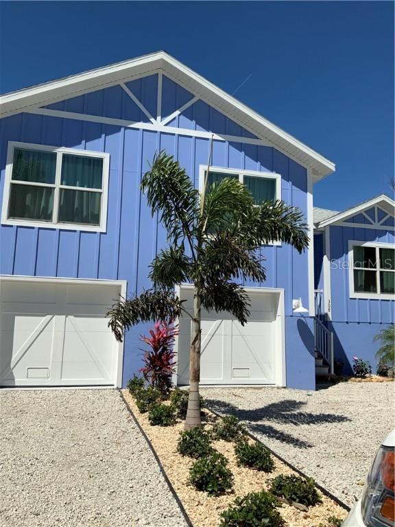 308 57th St. #A&B, Holmes Beach, FL 34217