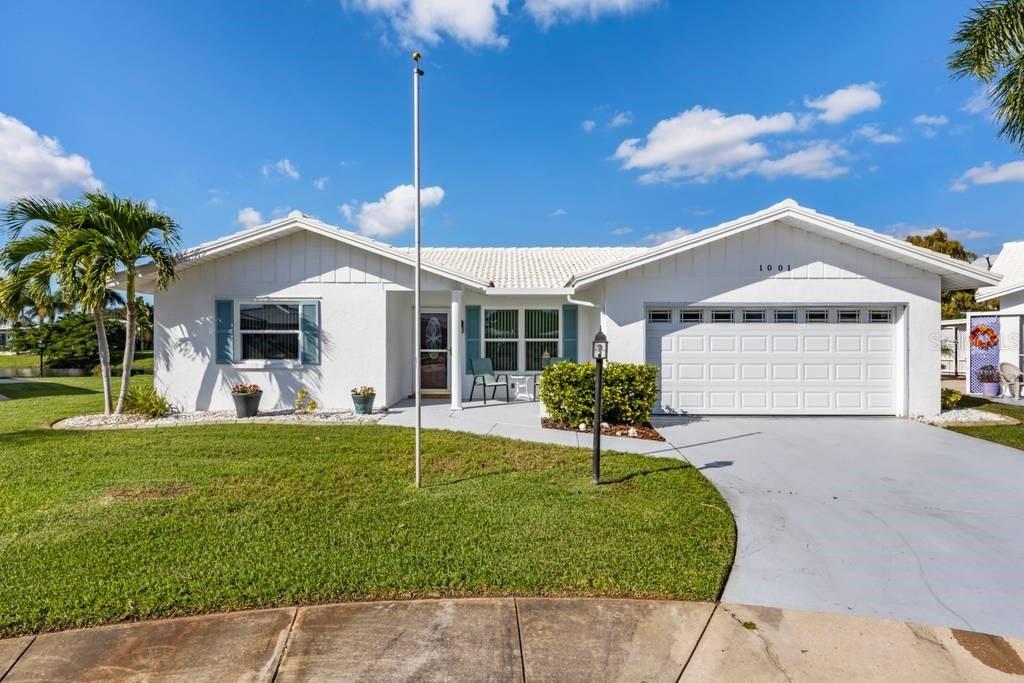 1001 Pussywillow Ln., Bradenton, FL 34208