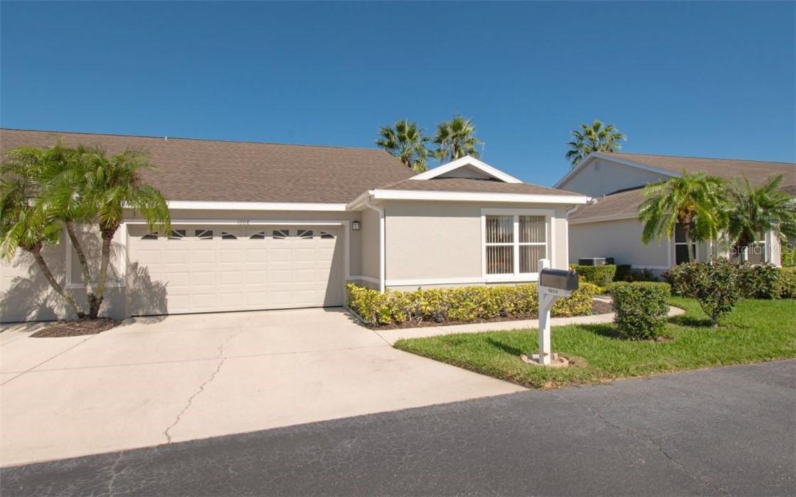 1608 Fairway Oaks Dr., Palmetto, FL 34221