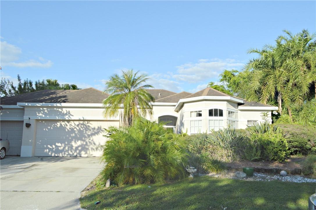 140 41st Cir., Bradenton, FL 34208