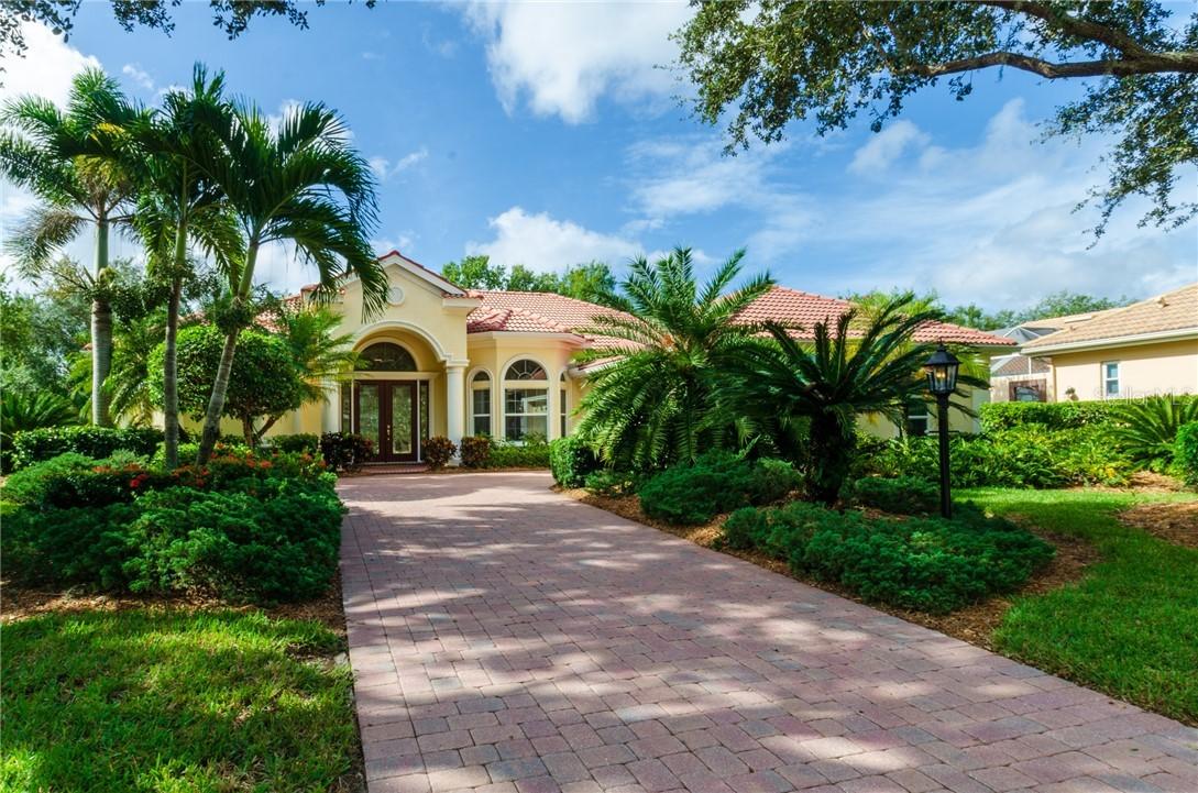 6918 Stanhope Pl., University Park, FL 34201