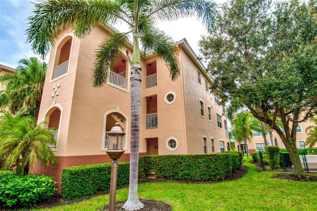 121 N Auburn Rd. #24, Venice, FL 34292