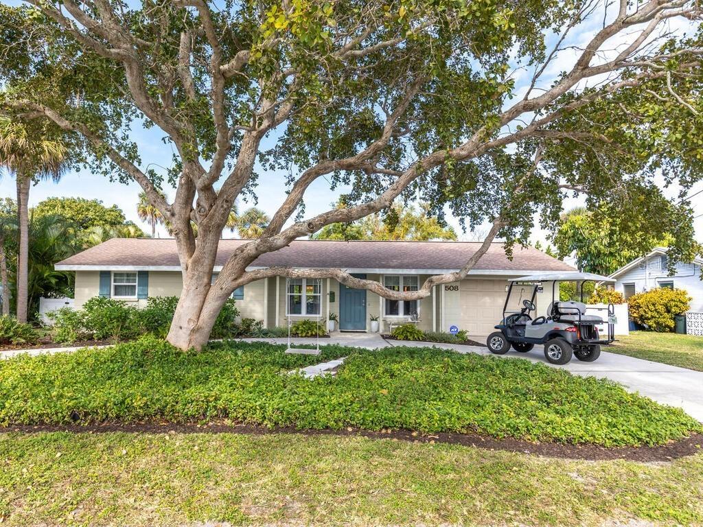 508 69th St., Holmes Beach, FL 34217