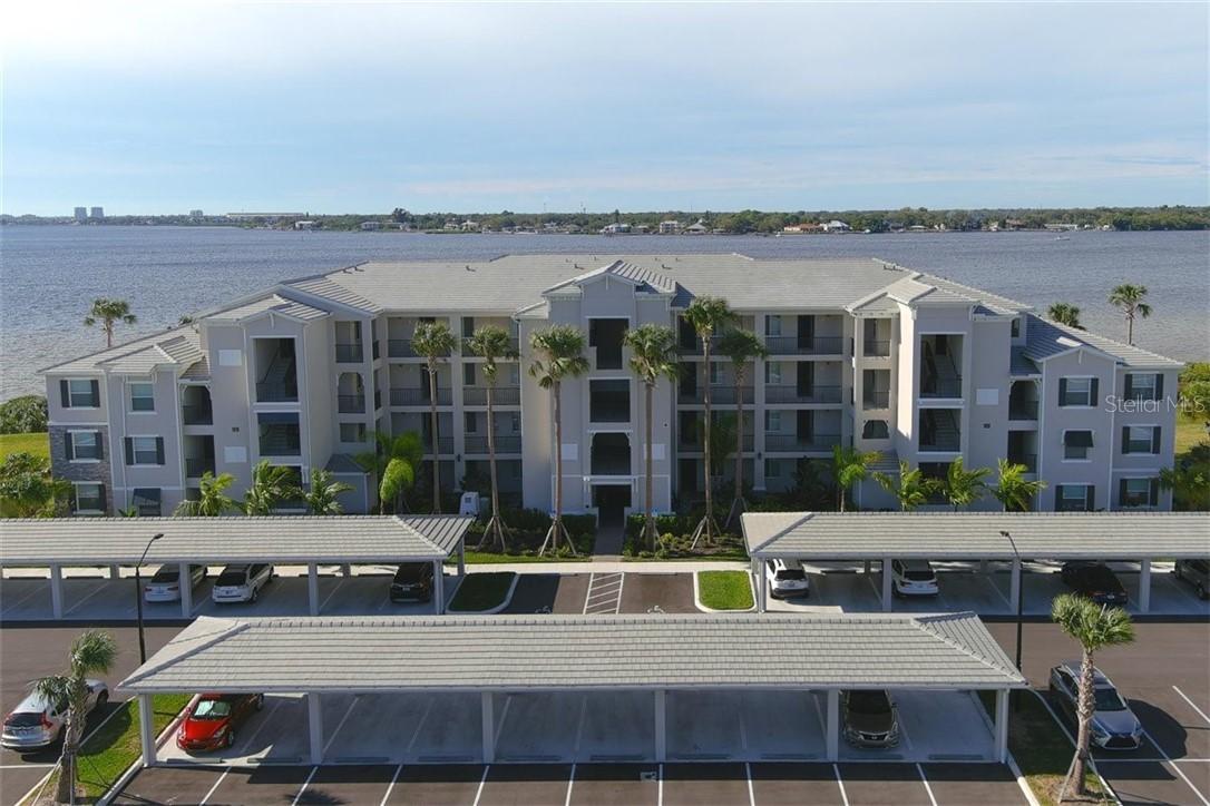 1010 Tidewater Shores Loop #302, Bradenton, FL 34208