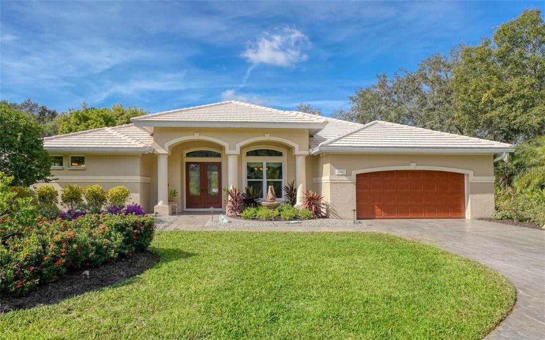 6607 Hunter Combe Crossing, University Park, FL 34201