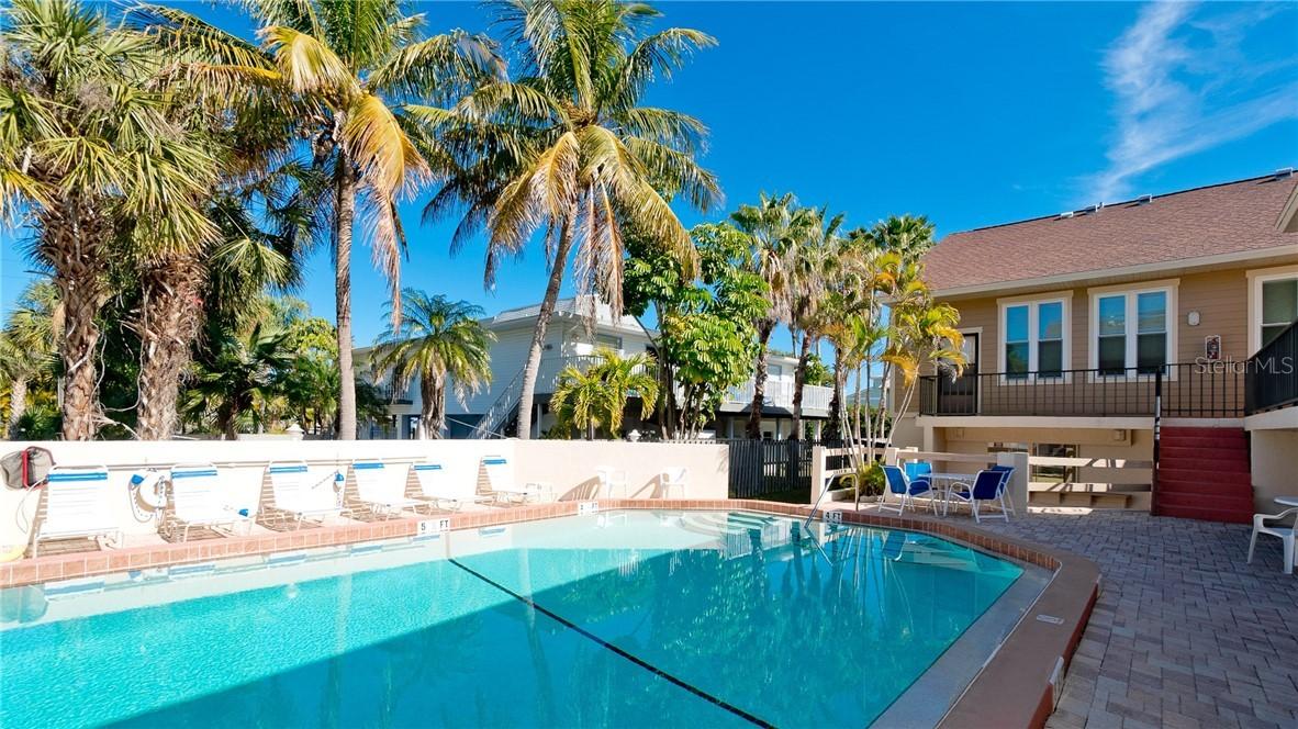 3801 4th Ave. #7, Holmes Beach, FL 34217