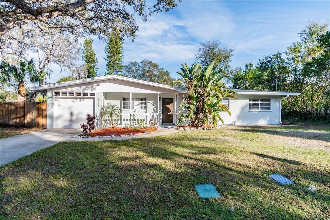 608 19th Ave., Palmetto, FL 34221