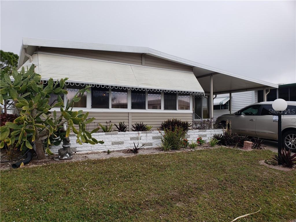 205 Lazy River Rd., North Port, FL 34287