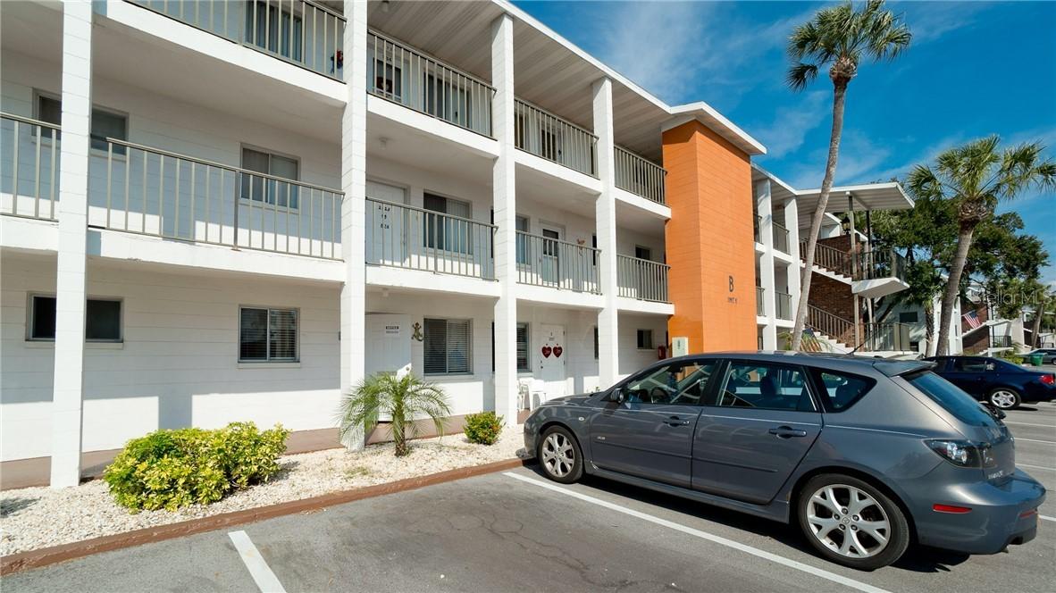 2109 Canal Dr. #B4, Bradenton, FL 34207