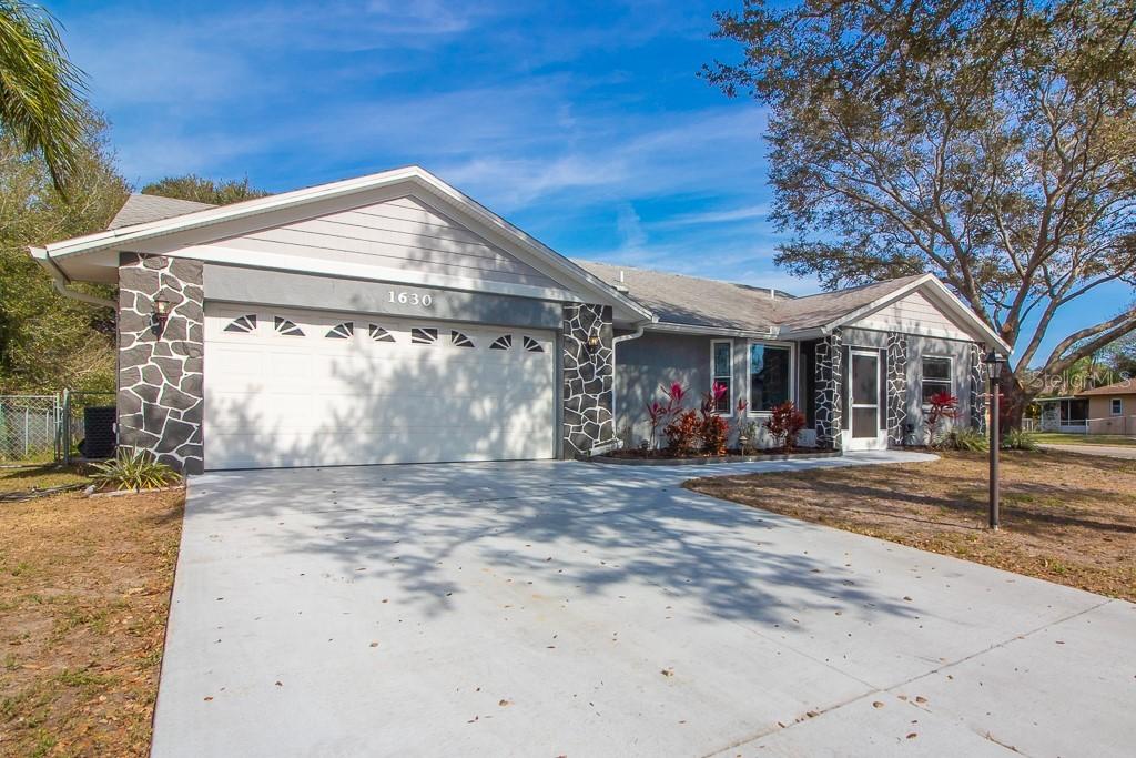 1630 Deer Hollow Blvd., Sarasota, FL 34232