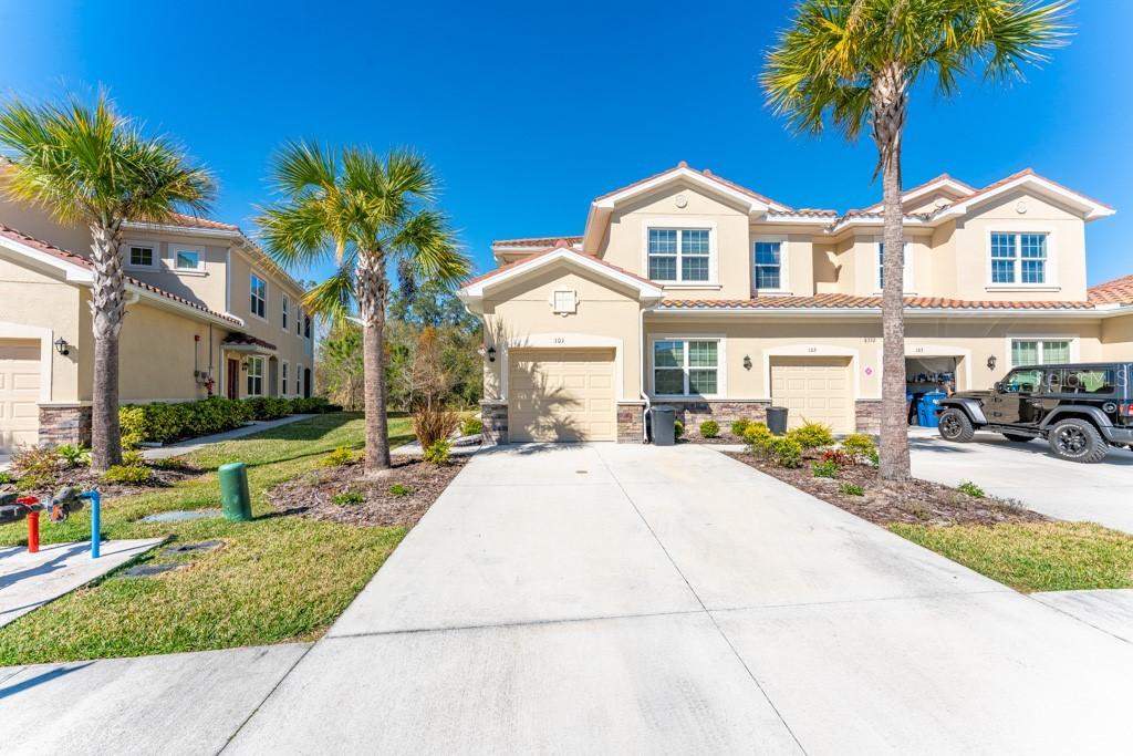 8352 Enclave Way #101, Sarasota, FL 34243