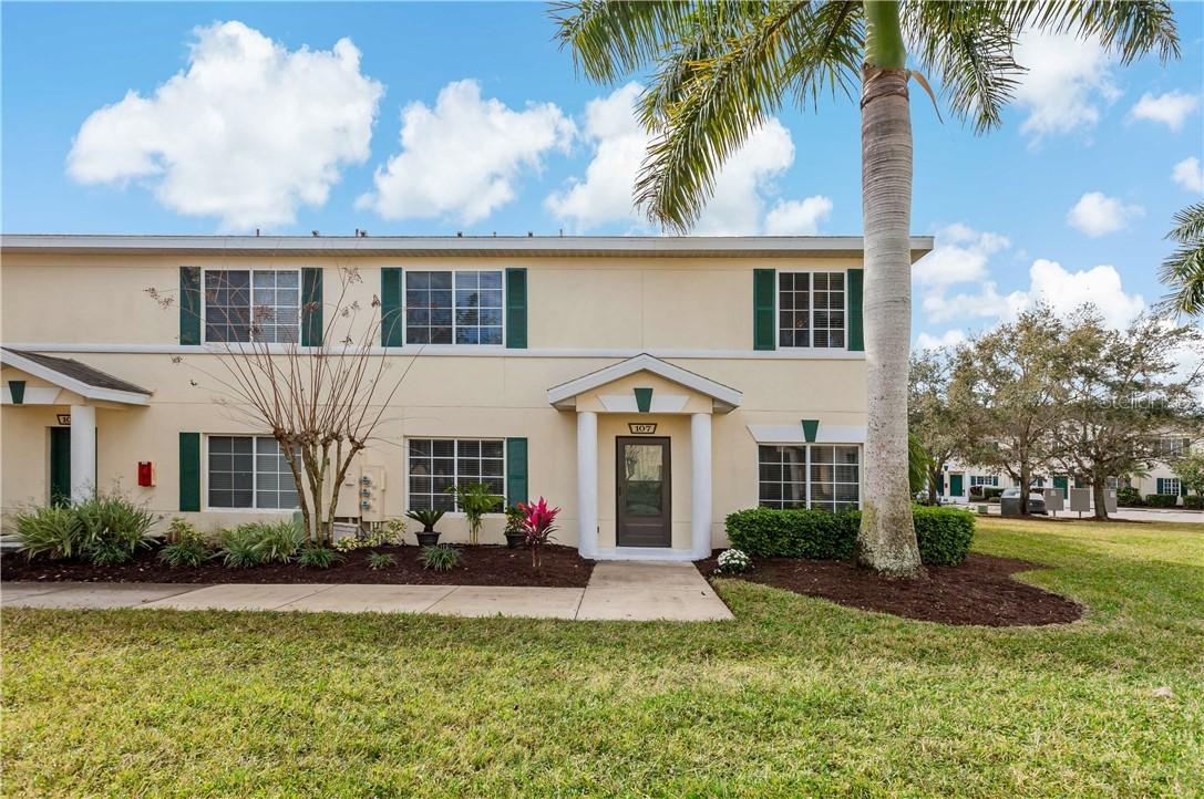 305 Cape Harbour Loop #107, Bradenton, FL 34212