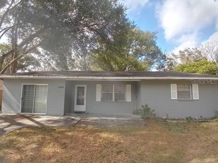 5809 18th St., Zephyrhills, FL 33542