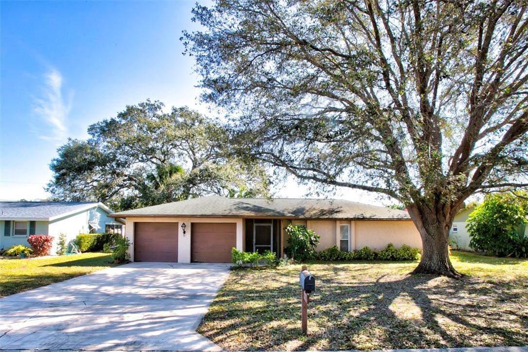 450 Mexicali Ave., Venice, FL 34293